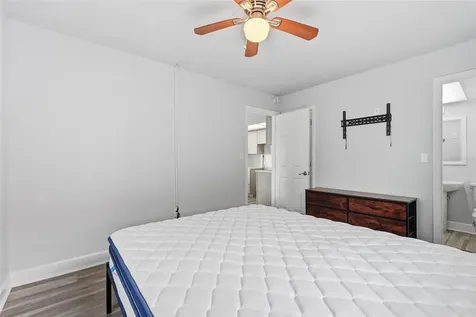 17880 Gulf Boulevard St Petersburg FL 33708