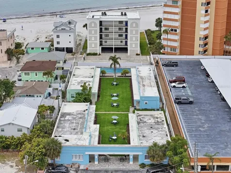 17880 Gulf Boulevard St Petersburg FL 33708