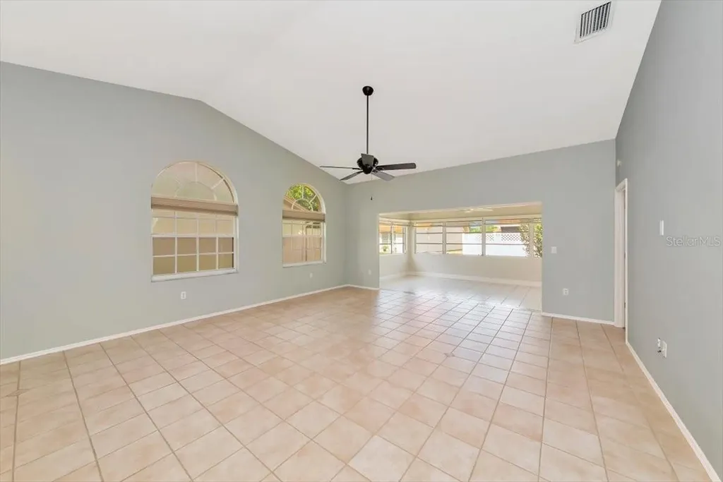 4734 Raintree Street Circle E Bradenton FL 34203