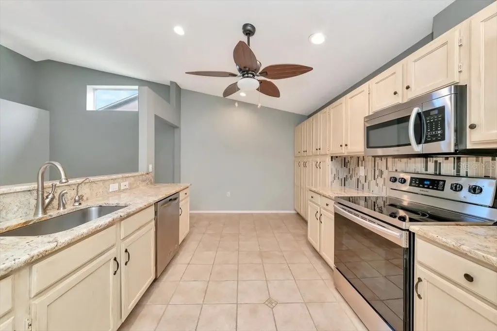 4734 Raintree Street Circle E Bradenton FL 34203