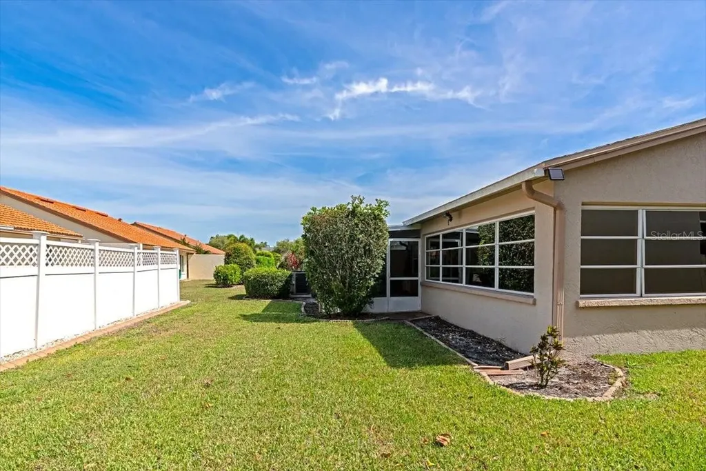 4734 Raintree Street Circle E Bradenton FL 34203