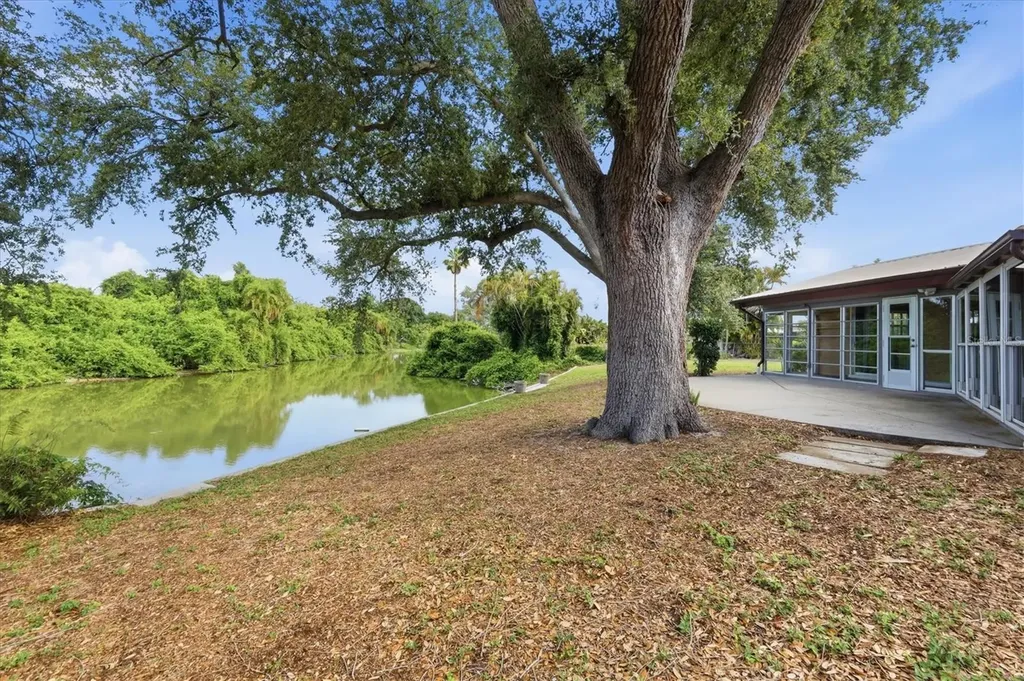 425 Driftwood Road Venice FL 34293