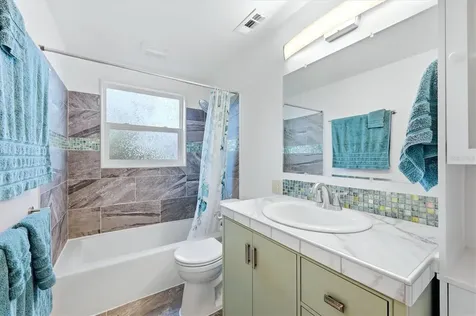 425 Driftwood Road Venice FL 34293