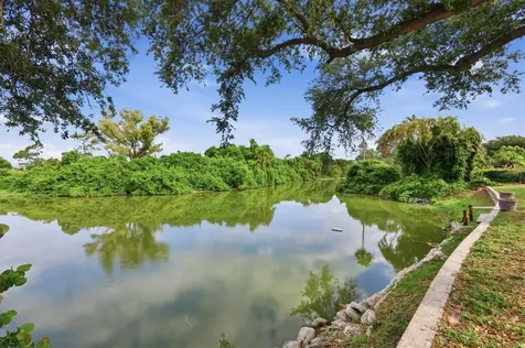 425 Driftwood Road Venice FL 34293