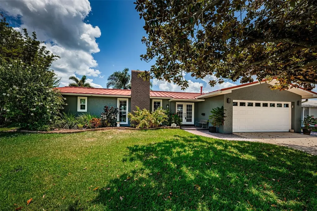 1496 49th Avenue NE St Petersburg FL 33703
