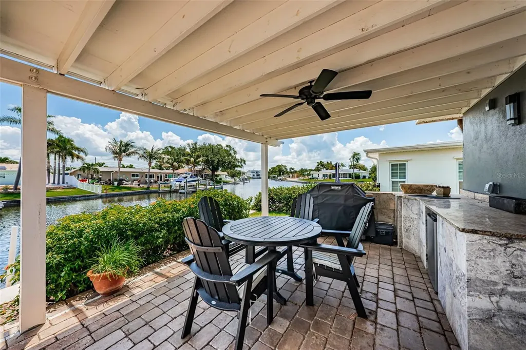 1496 49th Avenue NE St Petersburg FL 33703