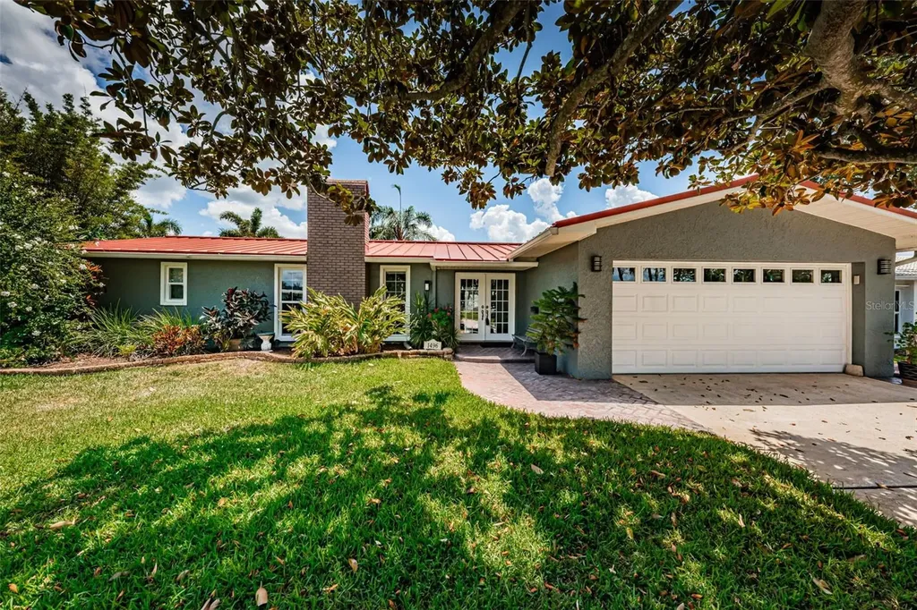 1496 49th Avenue NE St Petersburg FL 33703