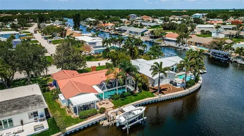 1496 49th Avenue NE St Petersburg FL 33703