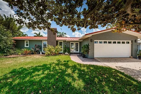 1496 49th Avenue NE St Petersburg FL 33703