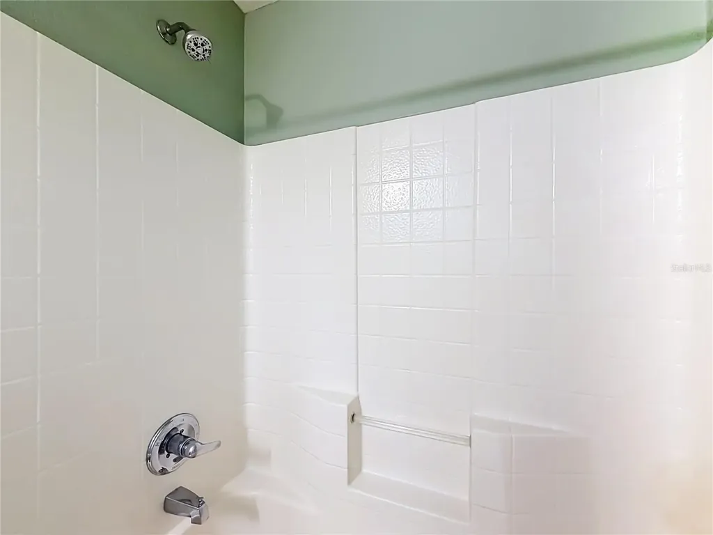 135 Robin Road Davenport FL 33896