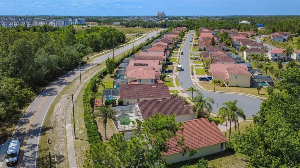 135 Robin Road Davenport FL 33896