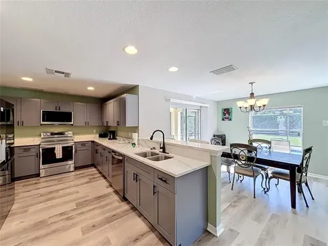 135 Robin Road Davenport FL 33896