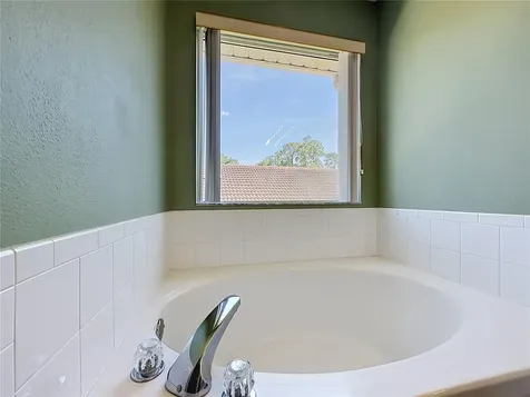 135 Robin Road Davenport FL 33896
