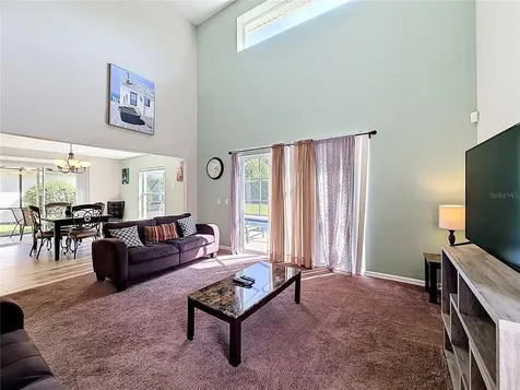 135 Robin Road Davenport FL 33896