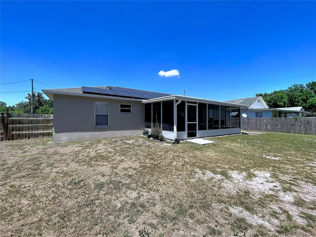 1415 E Stuart Street Bartow FL 33830