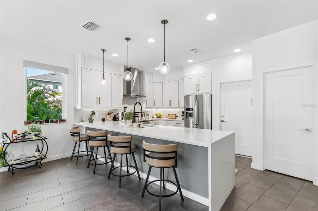 4418 W Kensington Avenue Tampa FL 33629