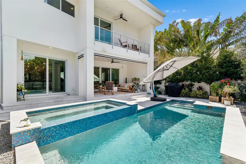 4418 W Kensington Avenue Tampa FL 33629