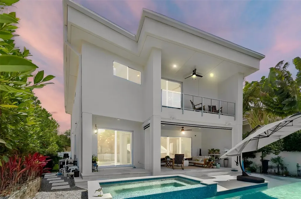 4418 W Kensington Avenue Tampa FL 33629