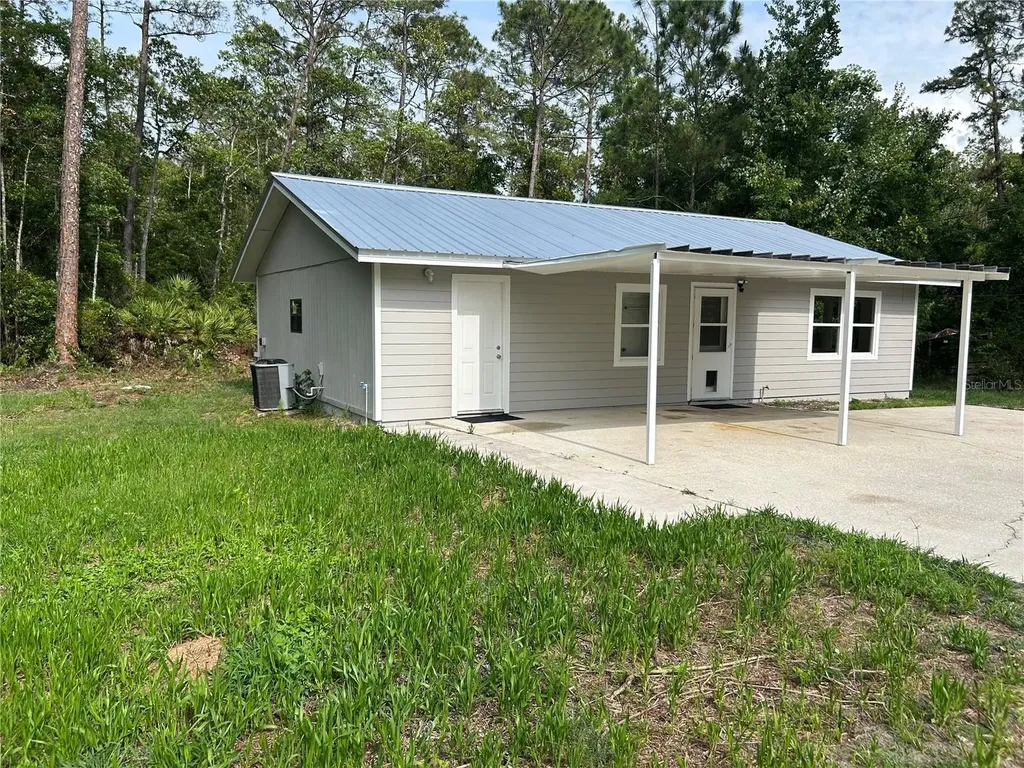2585 Vista Park Drive Deland FL 32724