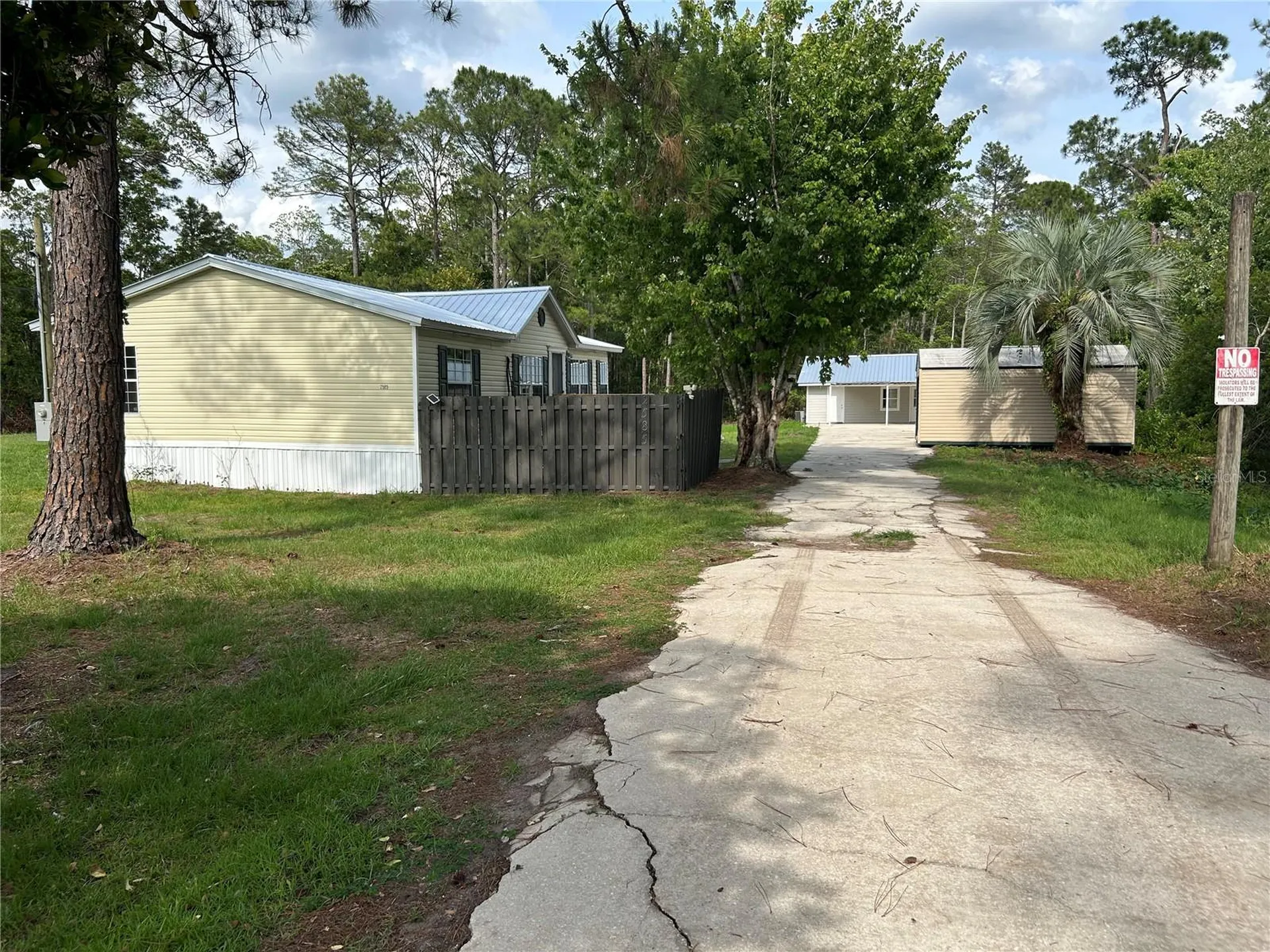 2585 Vista Park Drive Deland FL 32724