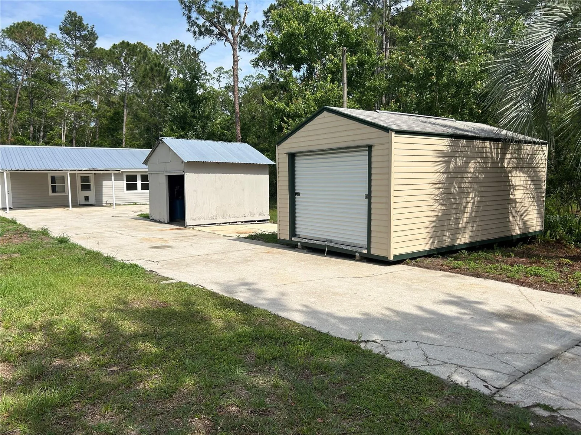 2585 Vista Park Drive Deland FL 32724
