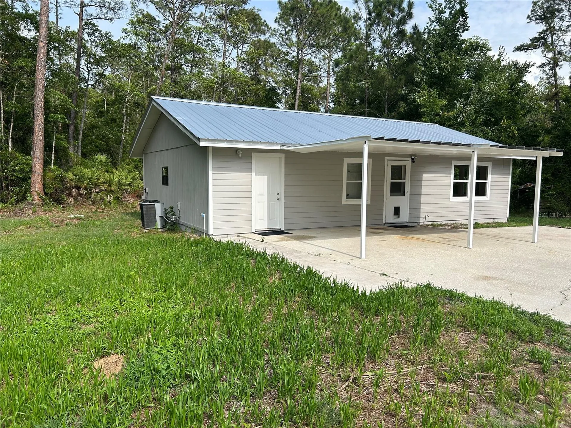 2585 Vista Park Drive Deland FL 32724