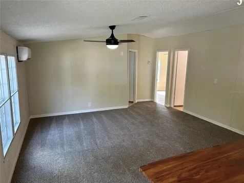 2585 Vista Park Drive Deland FL 32724