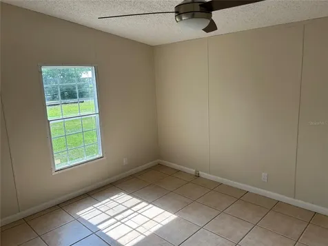2585 Vista Park Drive Deland FL 32724