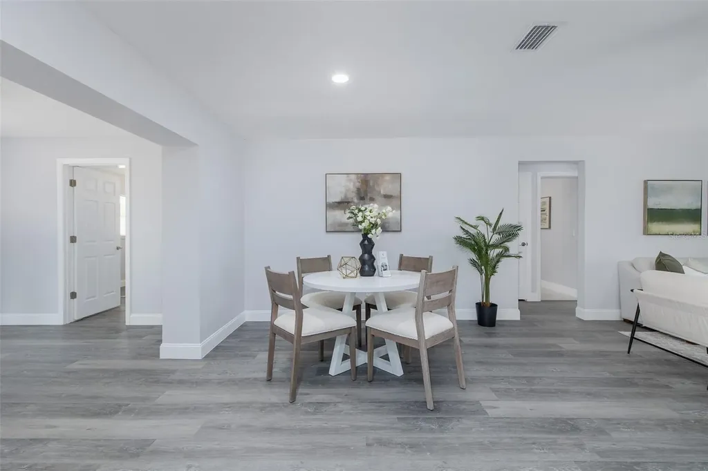 1815 Driftwood Circle S Oldsmar FL 34677