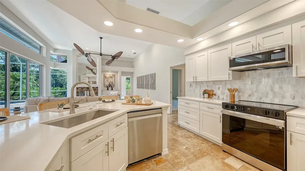 6935 Riversedge Street Circle Bradenton FL 34202