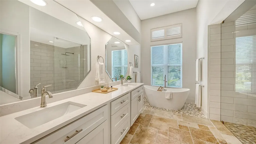 6935 Riversedge Street Circle Bradenton FL 34202