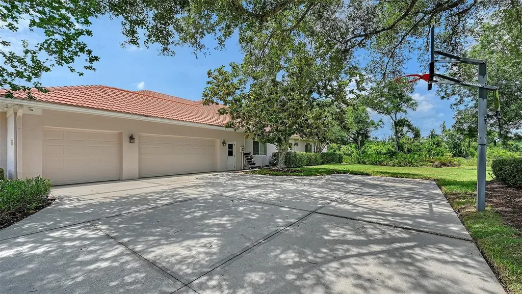 6935 Riversedge Street Circle Bradenton FL 34202