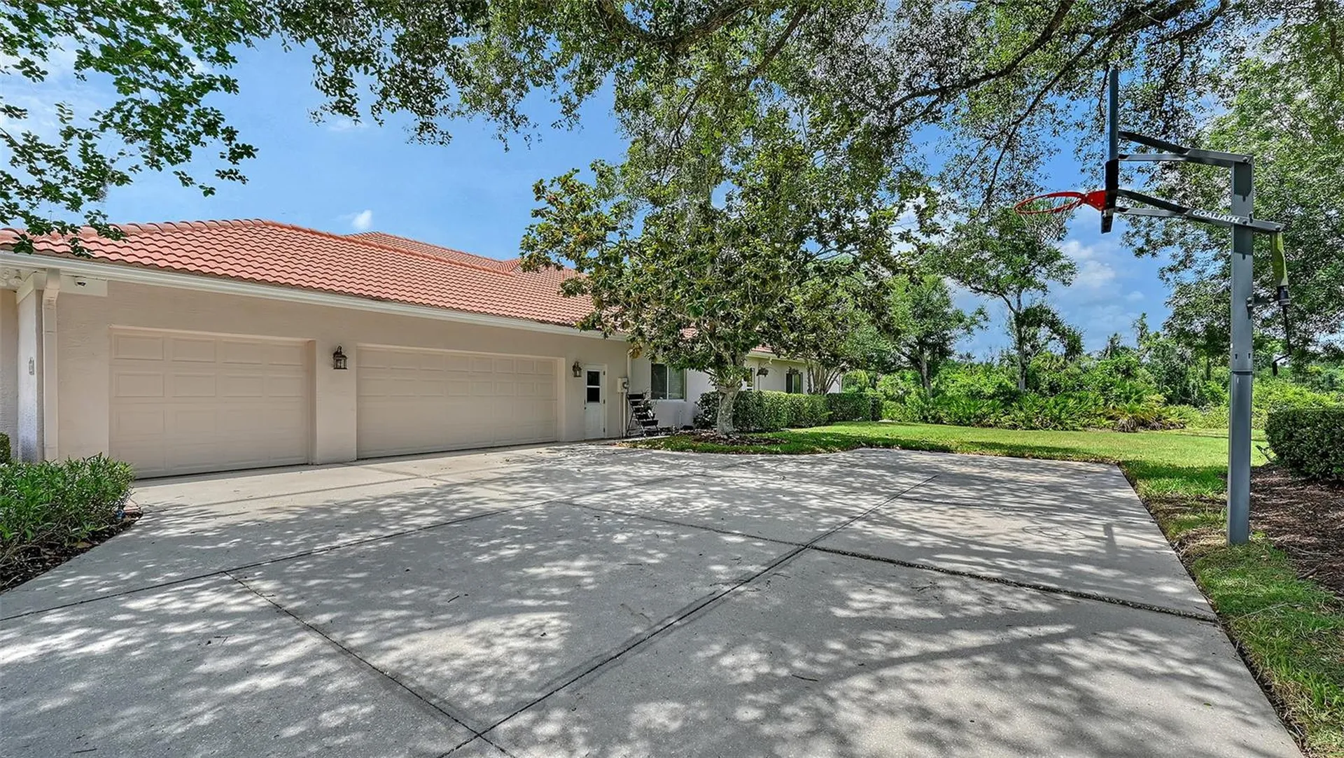 6935 Riversedge Street Circle Bradenton FL 34202