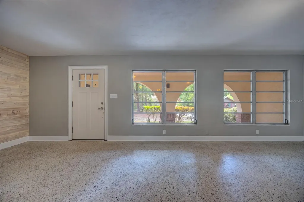 321 Huntington Drive Deland FL 32724