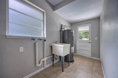 321 Huntington Drive Deland FL 32724