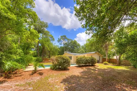 321 Huntington Drive Deland FL 32724