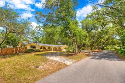 321 Huntington Drive Deland FL 32724