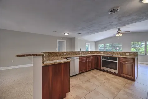 321 Huntington Drive Deland FL 32724