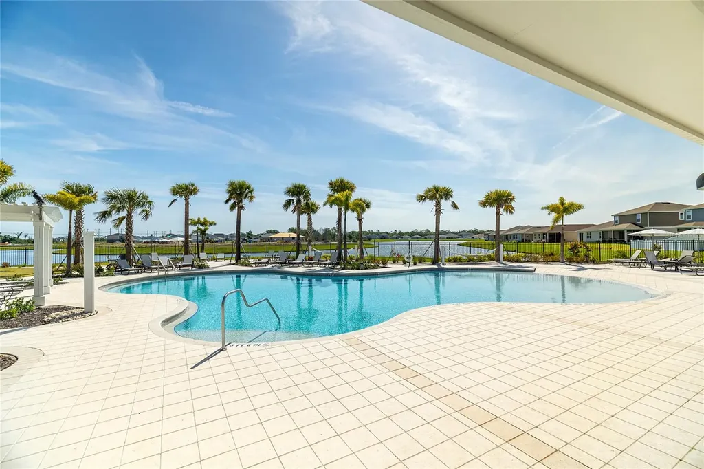 9104 Sandy Bluffs Circle Parrish FL 34219