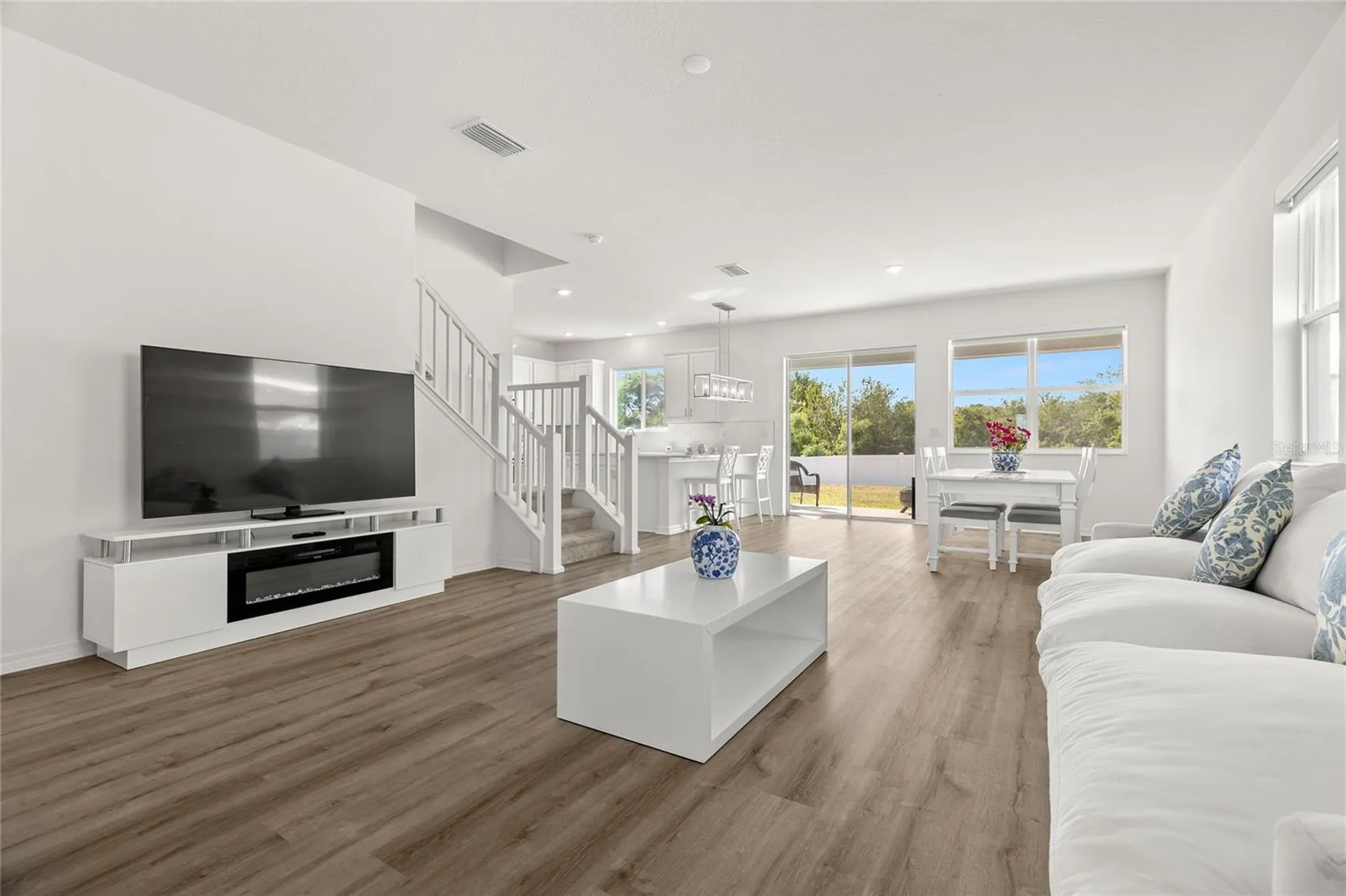 9104 Sandy Bluffs Circle Parrish FL 34219