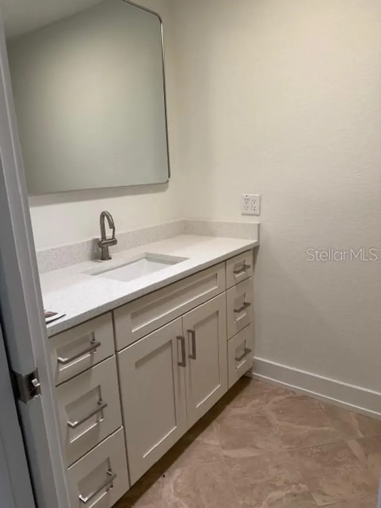 582 Boca Ciega Point Boulevard N St Petersburg FL 33708