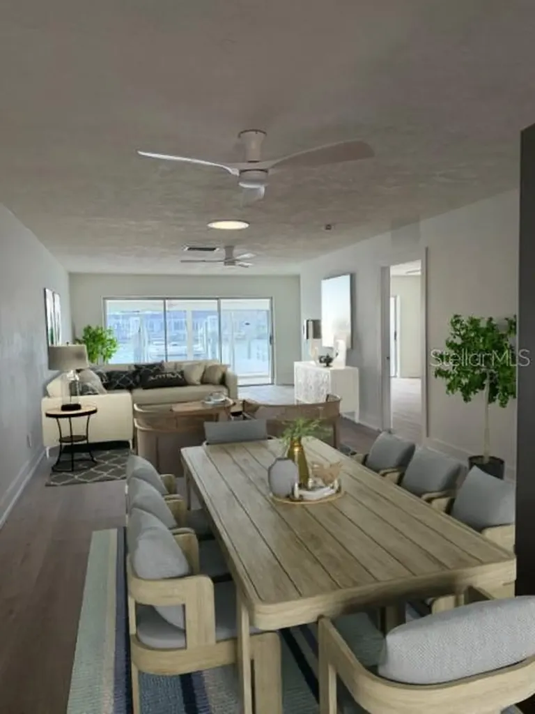 582 Boca Ciega Point Boulevard N St Petersburg FL 33708