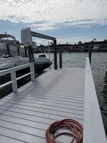 582 Boca Ciega Point Boulevard N St Petersburg FL 33708