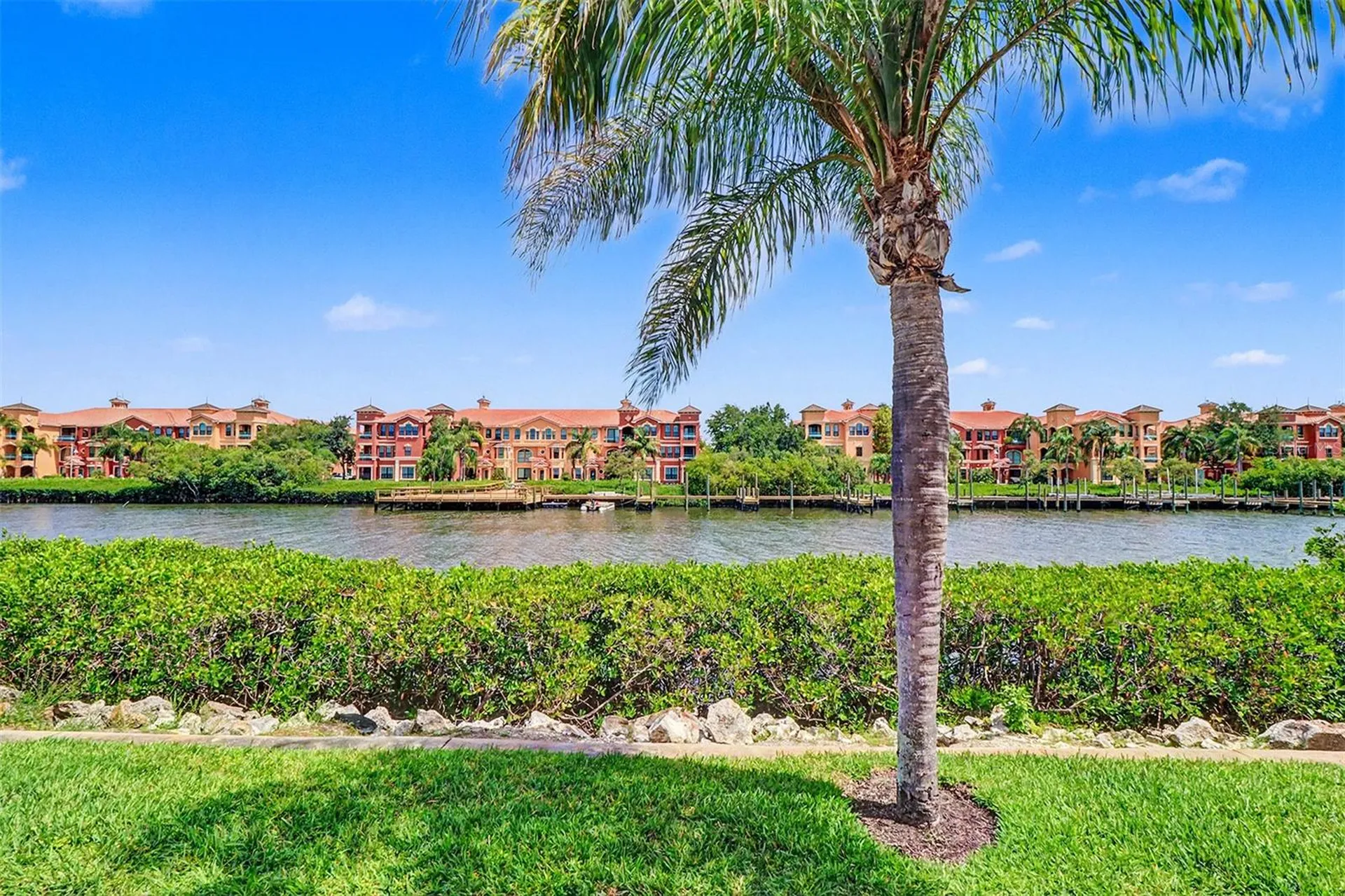 2746 Via Tivoli Clearwater FL 33764