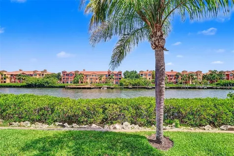 2746 Via Tivoli Clearwater FL 33764
