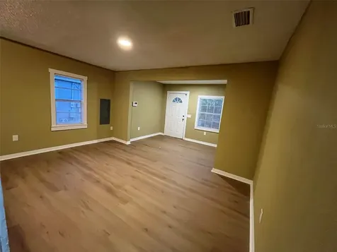 2013 Oceanview Place Tampa FL 33605