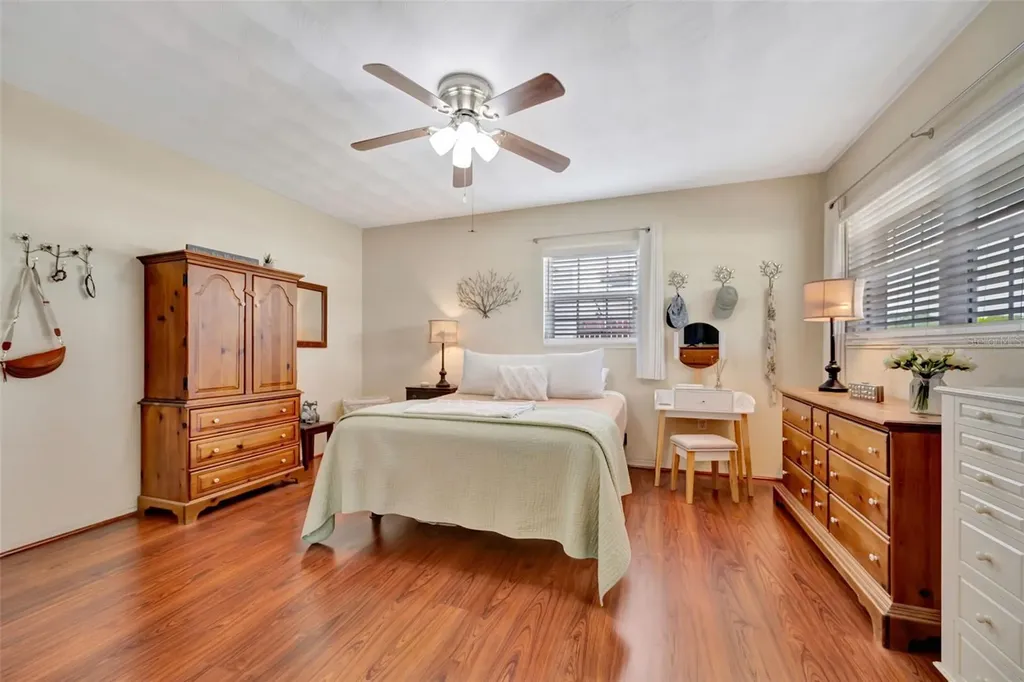 130 59th Street W Bradenton FL 34209