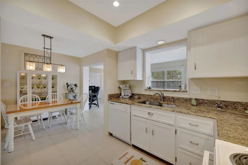 130 59th Street W Bradenton FL 34209