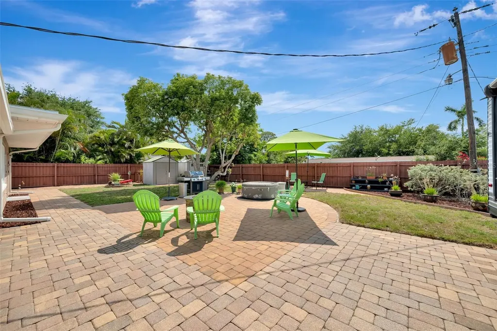 130 59th Street W Bradenton FL 34209