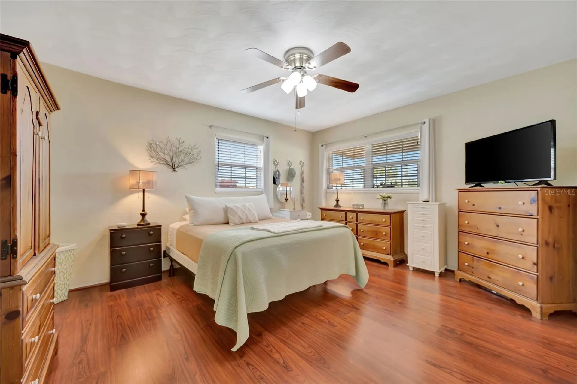 130 59th Street W Bradenton FL 34209